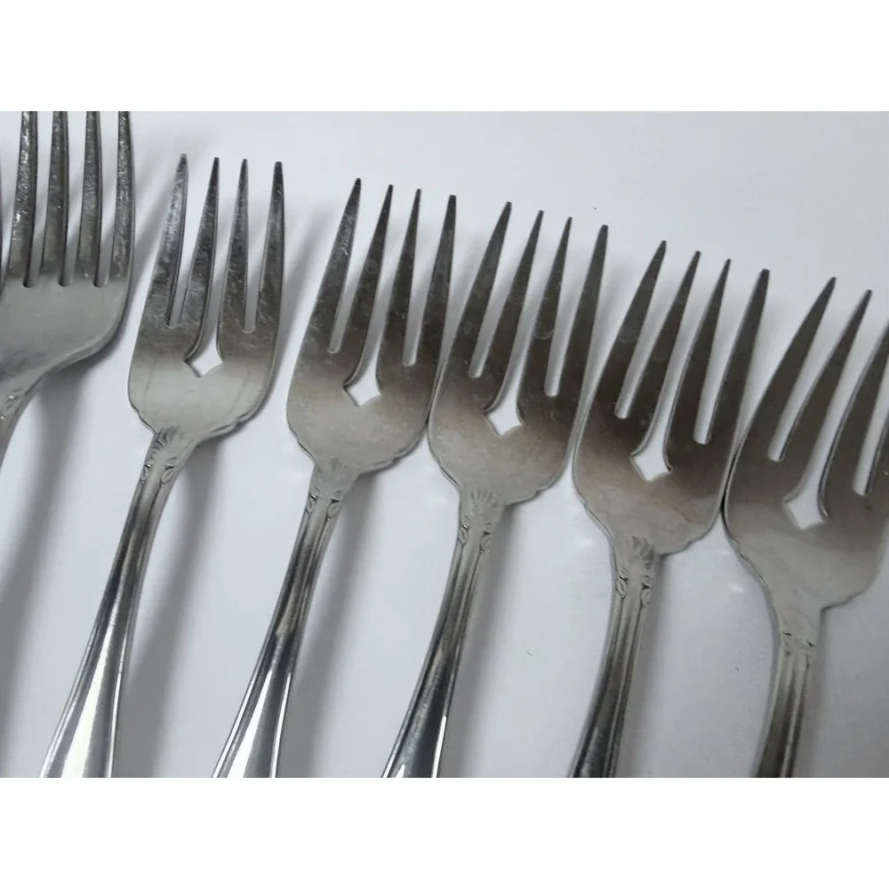 Oneida BERKELEY SQUARE Stainless Lot Of 7 5 Salad Forks 2 Dinner Forks